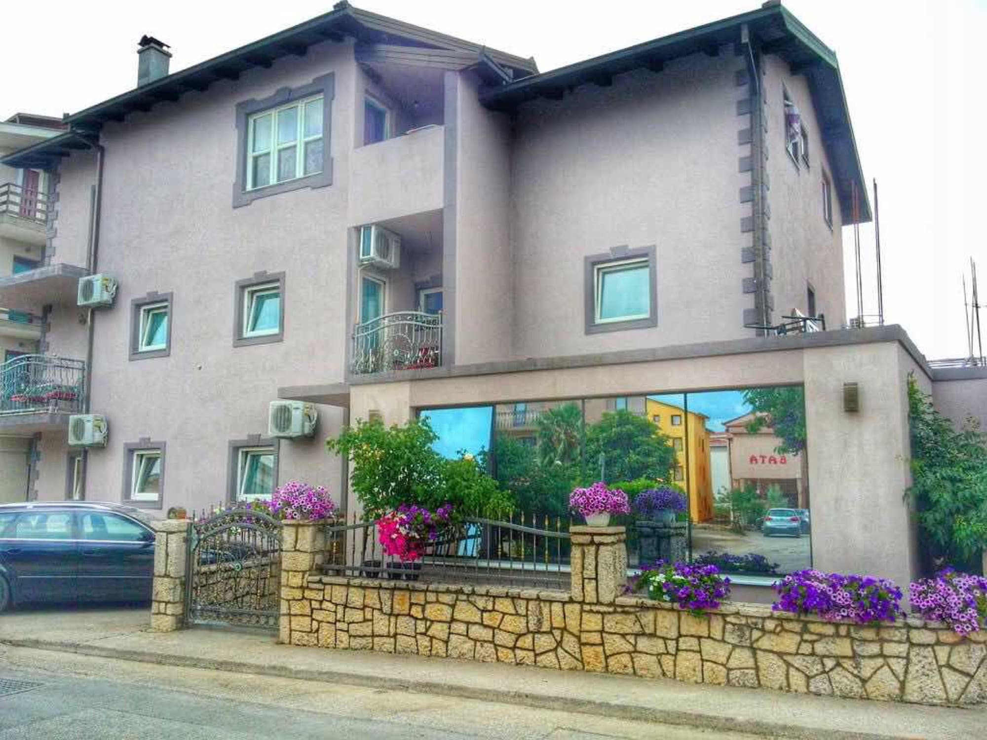 Hotel St Michael Međugorje Esterno foto